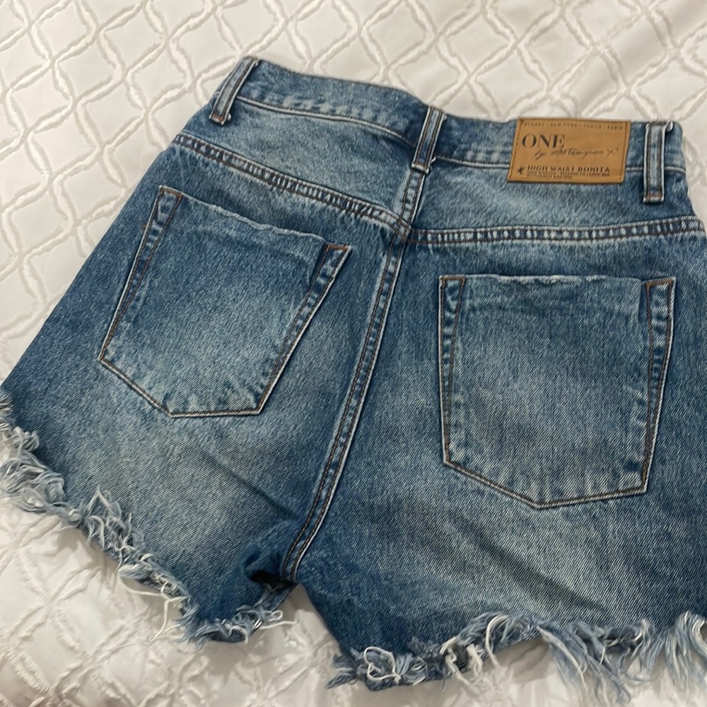 One tea spoons denim shorts